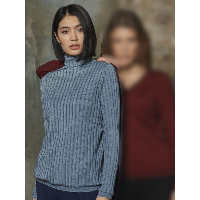 Merinowolle-Seide ROLLKRAGEN SHIRT breite Rippe blau von Oscalito