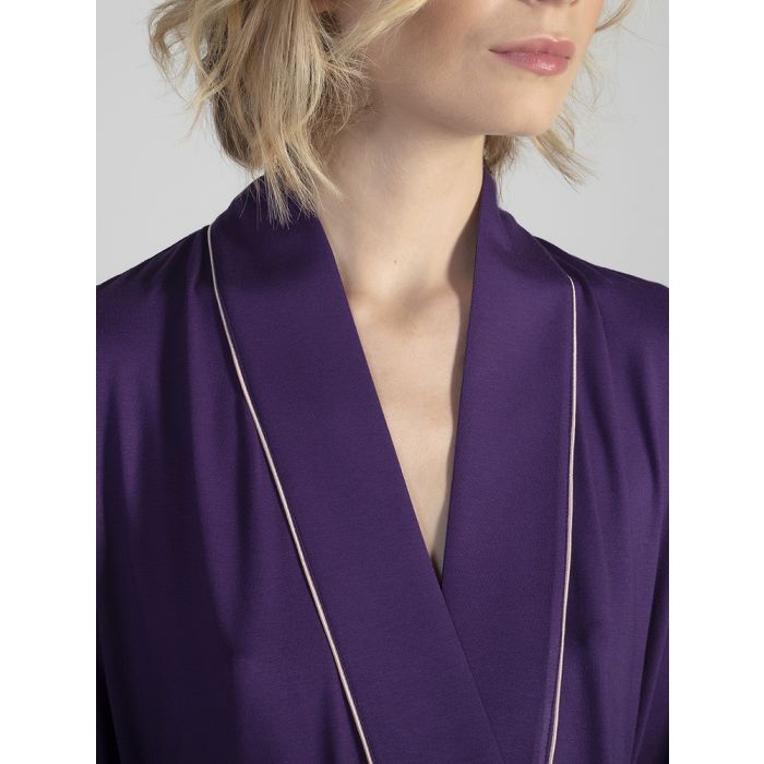 Modal Morgenmantel VIOLET in lila von Verdiani