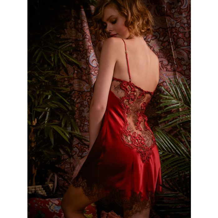 Stretch Seide Neglige LEVANA rot-aubergine von Marjolaine