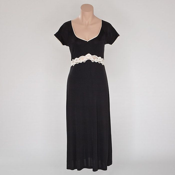 Seidennachtkleid mit Spitze TAHITI von Gattina