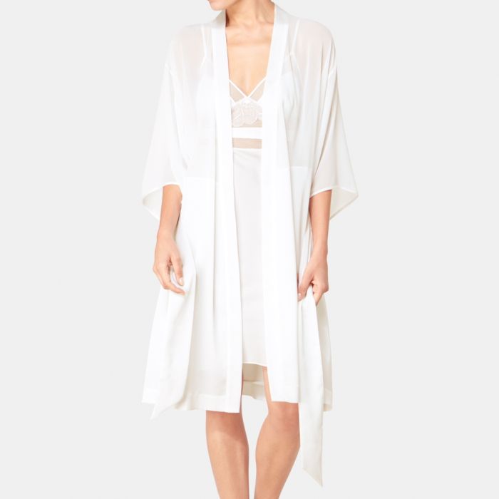 Satin Negligé BRIDAL SEDUCTION seidenweiß von Triumph