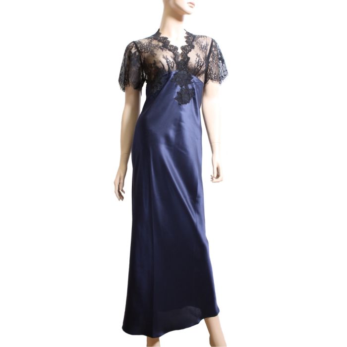100% Seide Nachtkleid CHANTAGE mit Spitze von Marjolaine