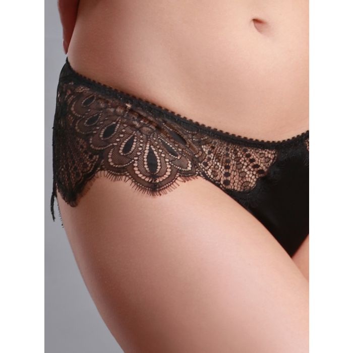 Spitze Slip von Prelude Milano