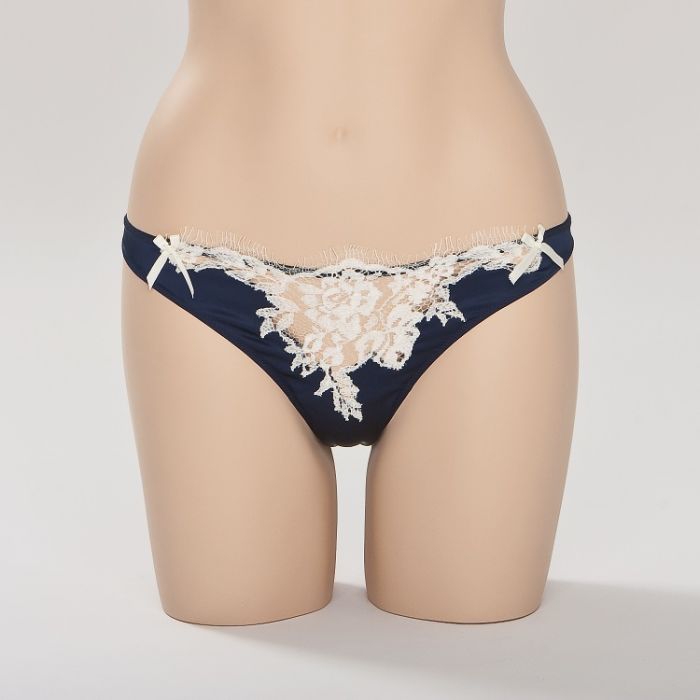 Luxus Seiden-String DEBBY von Exilia