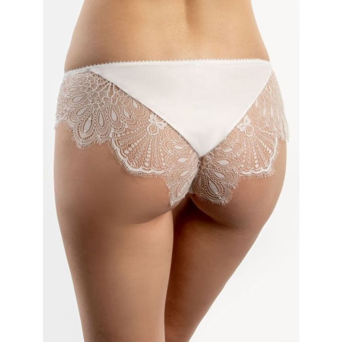 Spitze Slip von Prelude Milano