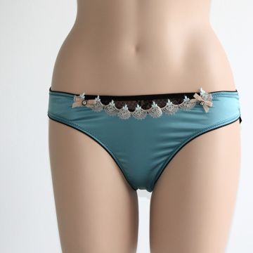 Rio Slip SEVILLA aus Boselli Satin mit Spitze von Coco Cavalière